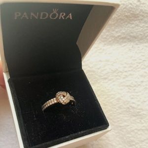 Pandora Shimmering Knot Ring